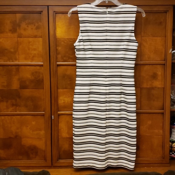 Calvin Klein White Stripe Sleeveless Dress Size 4 - Picture 2 of 8